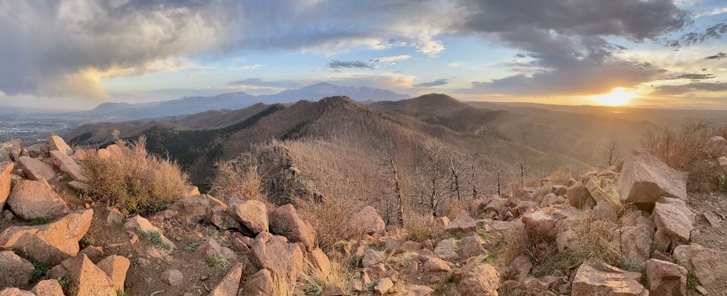Beautiful view of sun setting over the mountains